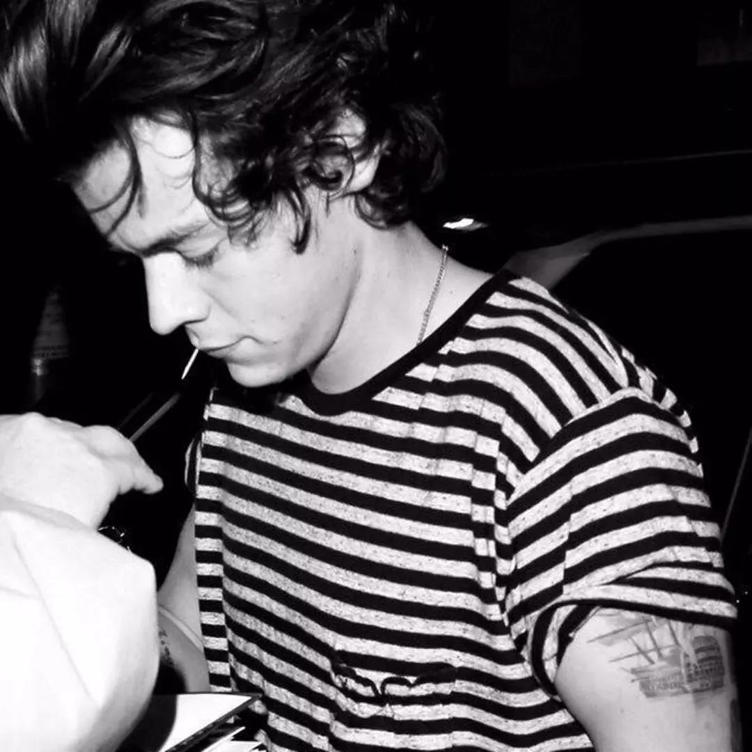 Rockstar Harry  thumbnail
