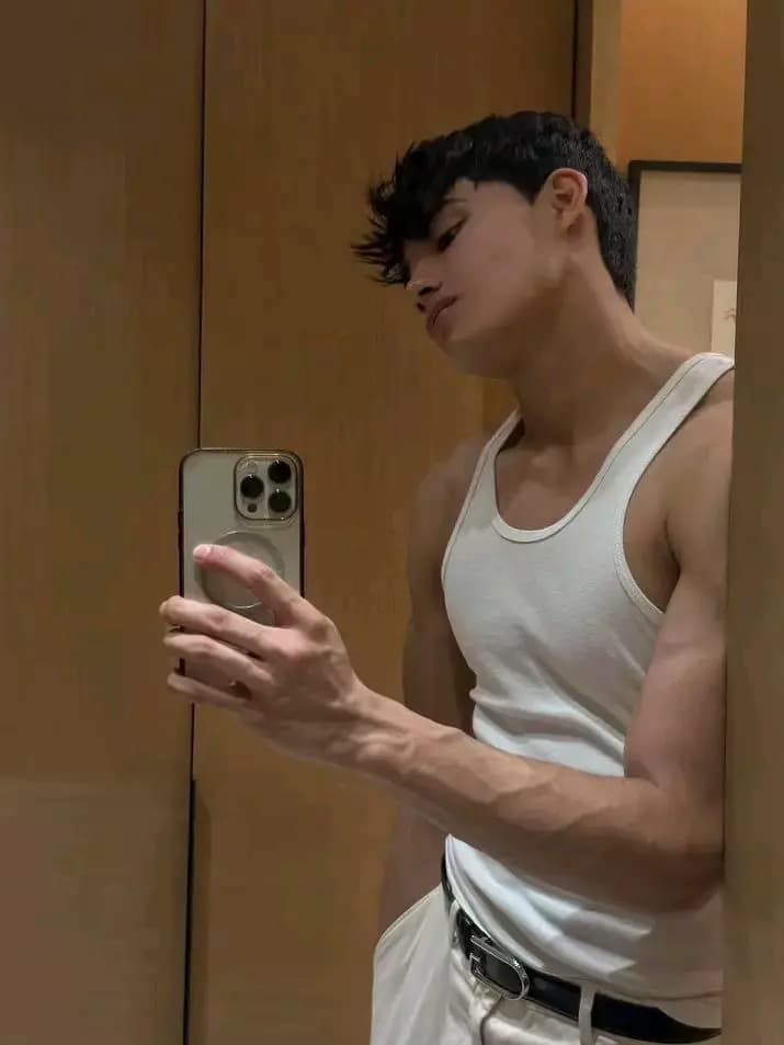 Sig (Raheel Bhyria) thumbnail