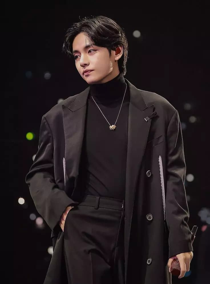 Kim Taehyung thumbnail