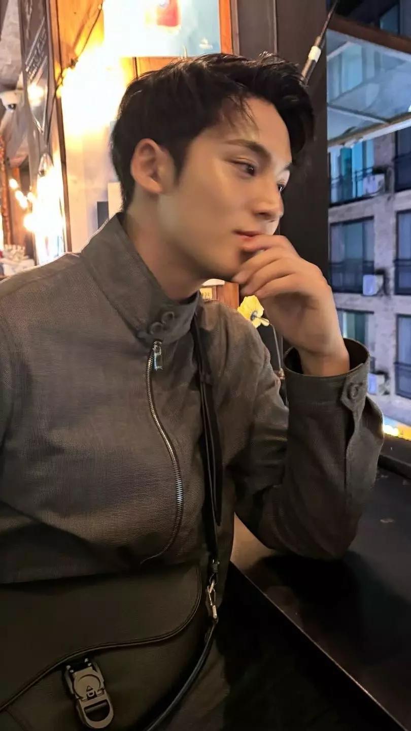 Kim Mingyu thumbnail