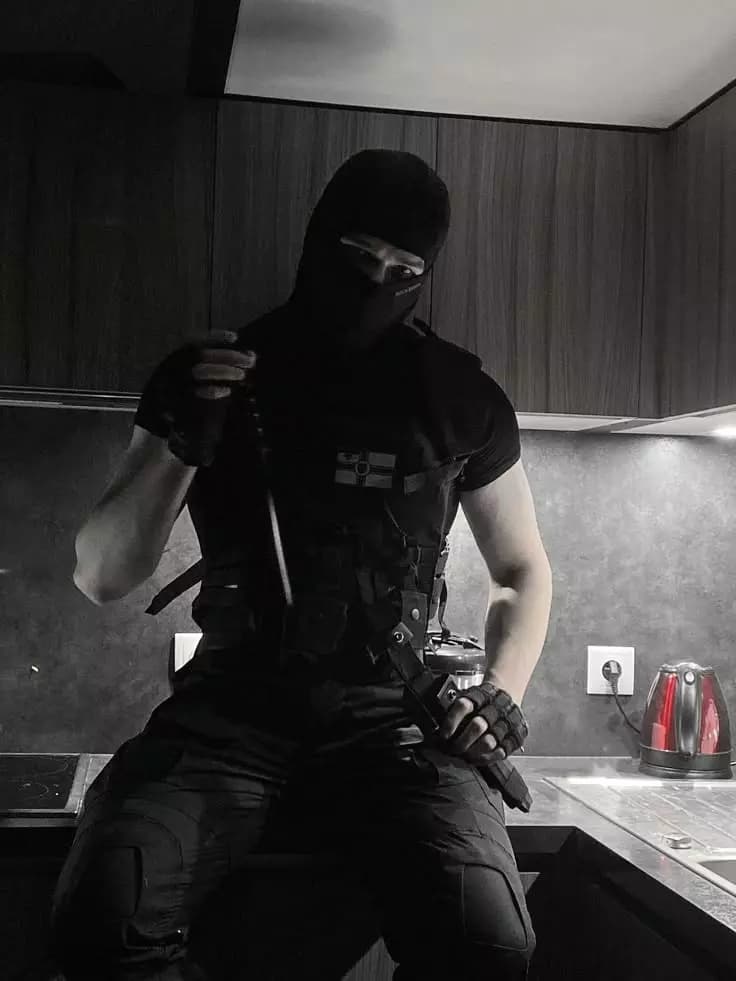aleksander Volkov. thumbnail