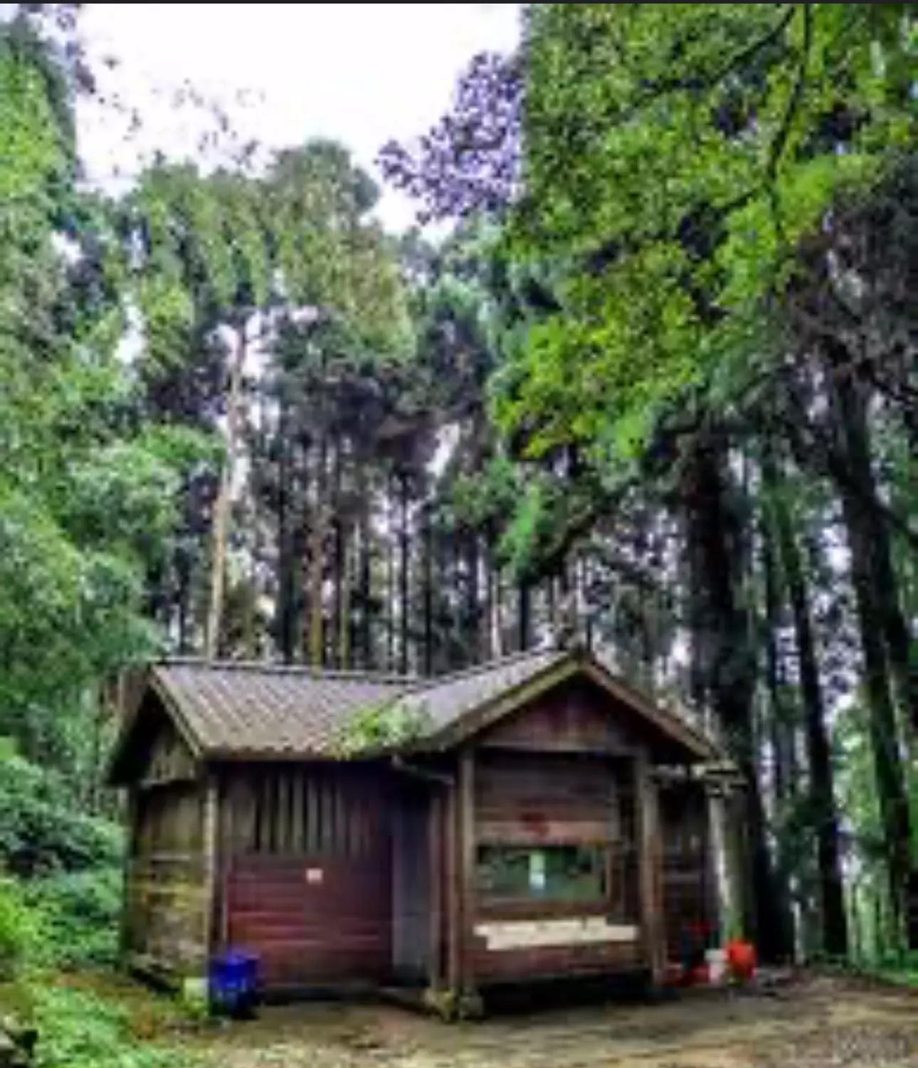 It is a mysterious mountain hut thumbnail