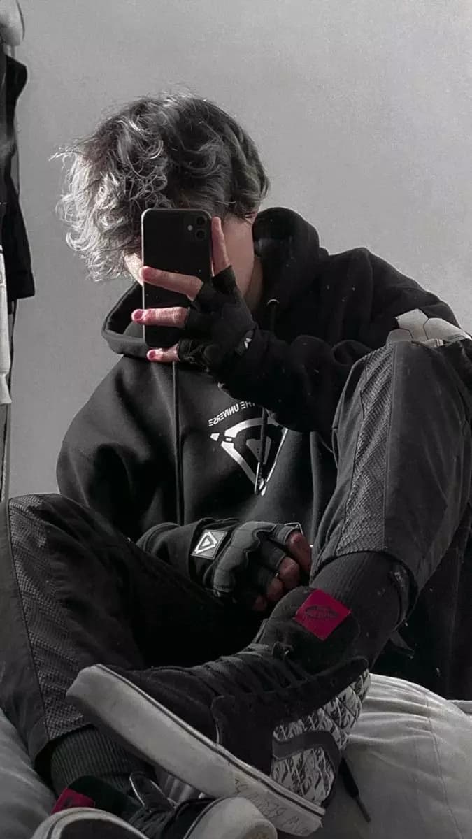 Nicolas thumbnail