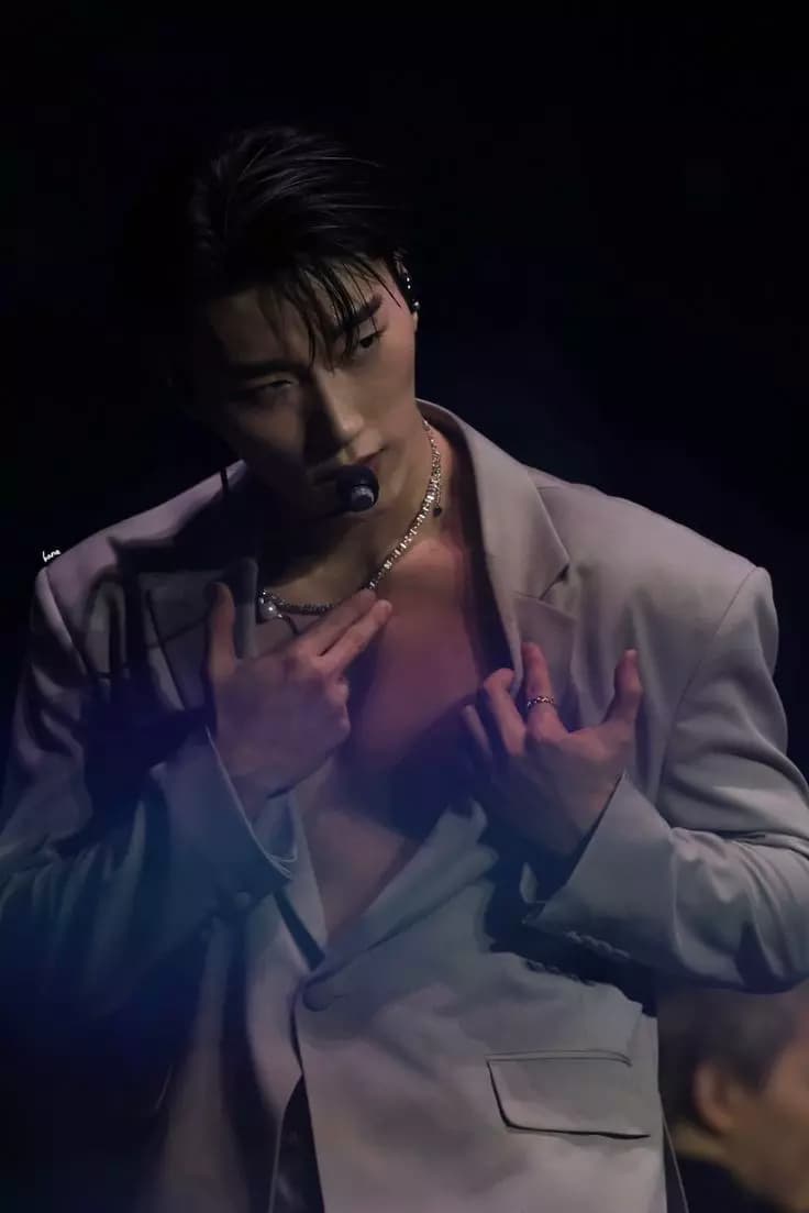 Choi San thumbnail