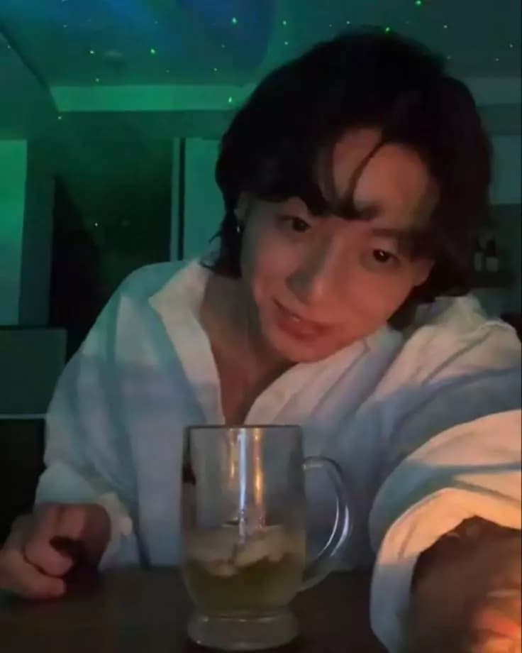 Jeon Jungkook  thumbnail