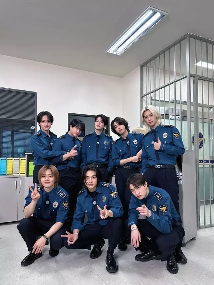 Stray Kids (GLASS) thumbnail