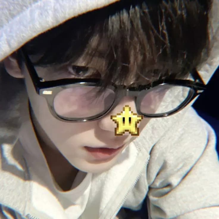 Hyunjin  thumbnail