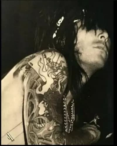 Nikki Sixx thumbnail