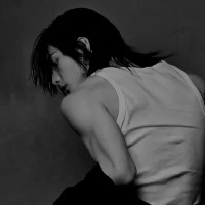 Hwang Hyunjin thumbnail