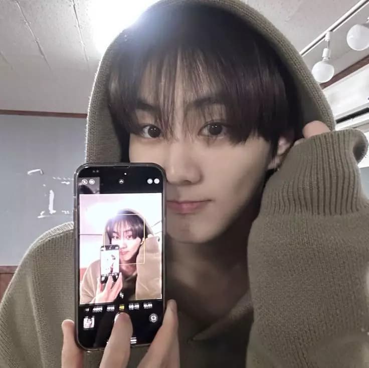 Yang Jungwon thumbnail