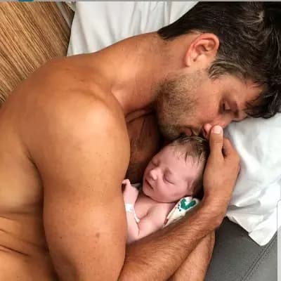 James Carter {Papa} thumbnail