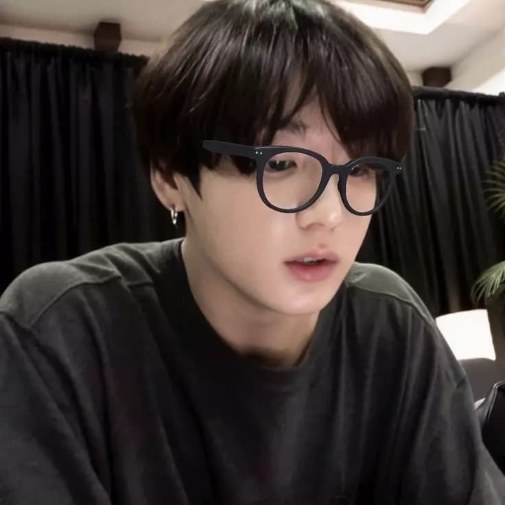 Jeon Jungkook thumbnail
