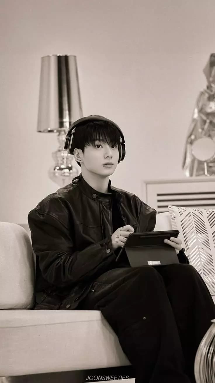 Jeon Jungkook thumbnail