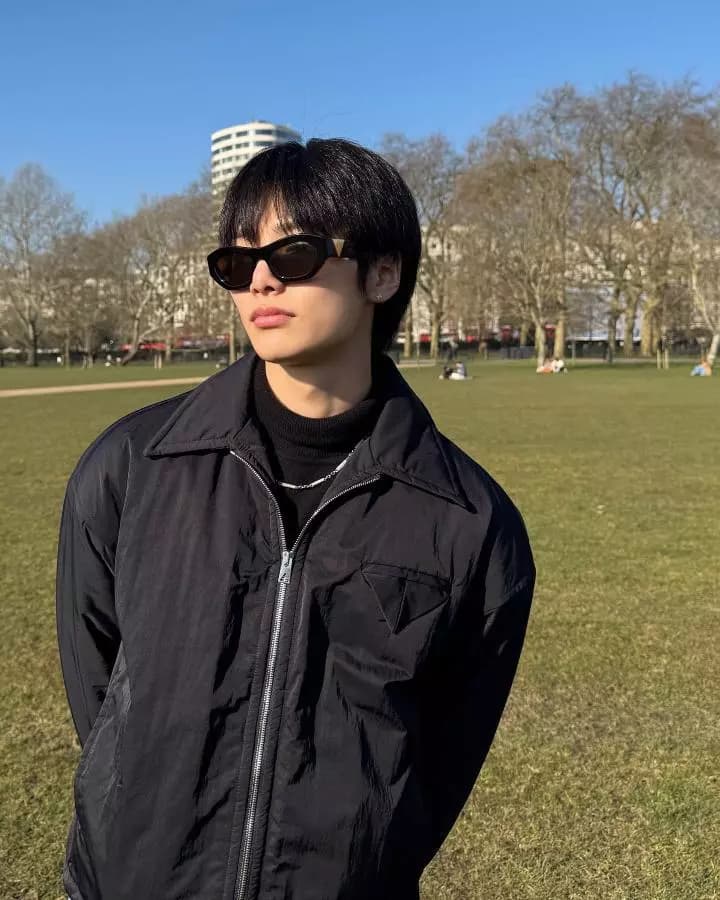 Yang Jeongin thumbnail