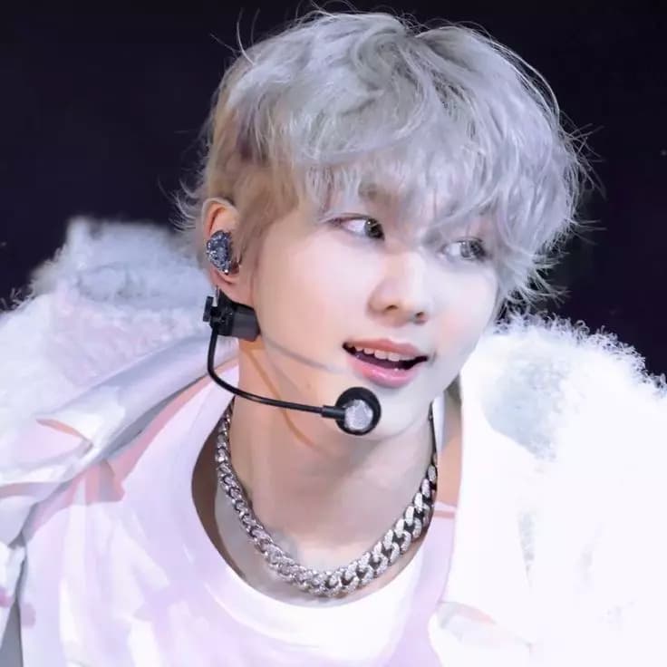Jungwon (Wonnie ~) thumbnail
