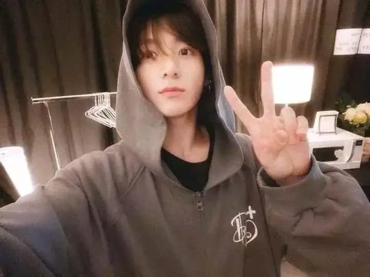 Jeon Jungkook thumbnail