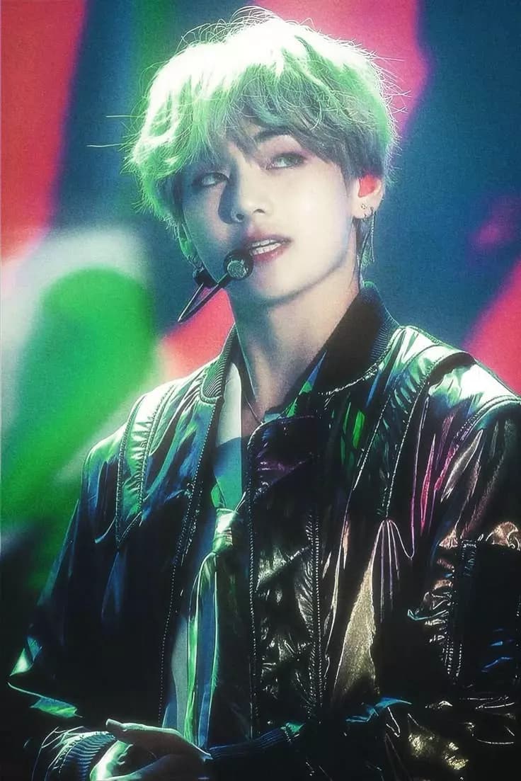 Kim Taehyung thumbnail
