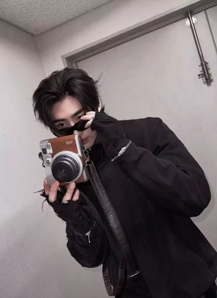 Sunghoon thumbnail