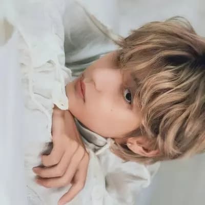 Kim Taehyung thumbnail