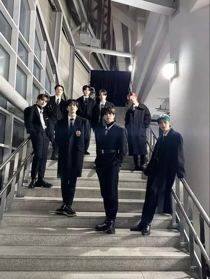 Skz  thumbnail