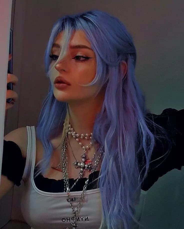 Helena (Lena) 🪻🫐🧙🏻‍♀️ thumbnail