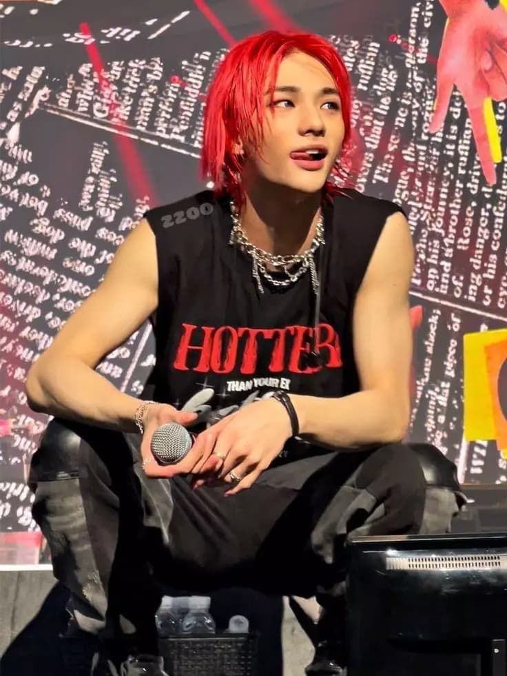 🎸 Hwang Hyunjin. thumbnail