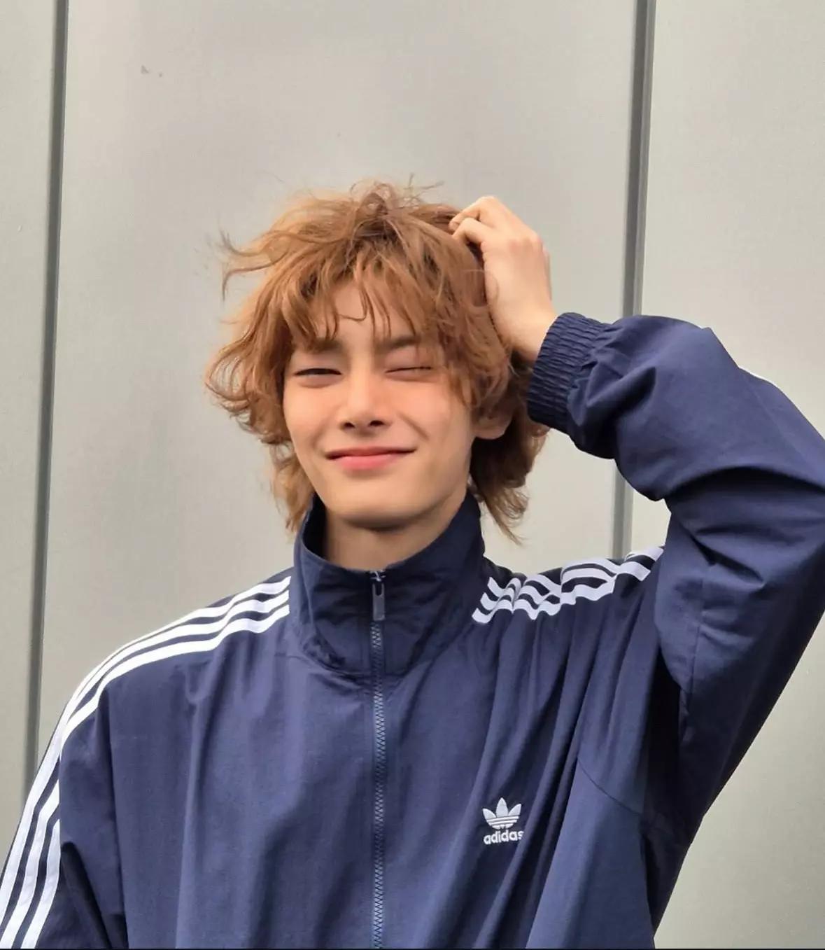 Jeongin thumbnail