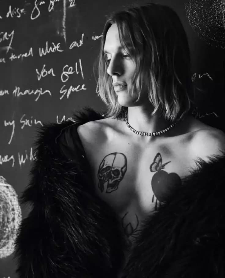 Jamie Campbell Bower thumbnail