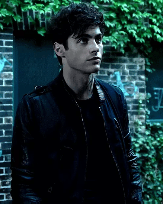 Alec Lightwood. thumbnail