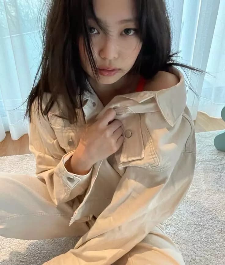 Jennie Kim thumbnail