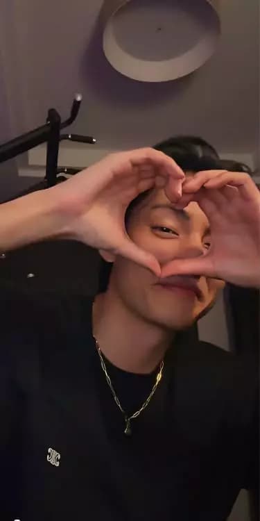 Kin taehyung bts thumbnail