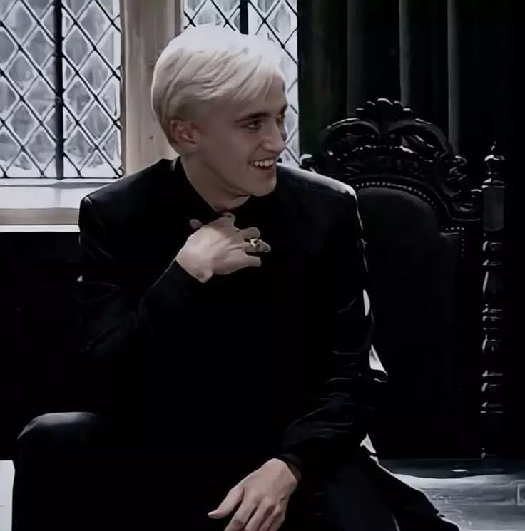 Draco Malfoy thumbnail