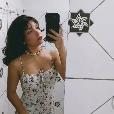 Iza Tavares thumbnail