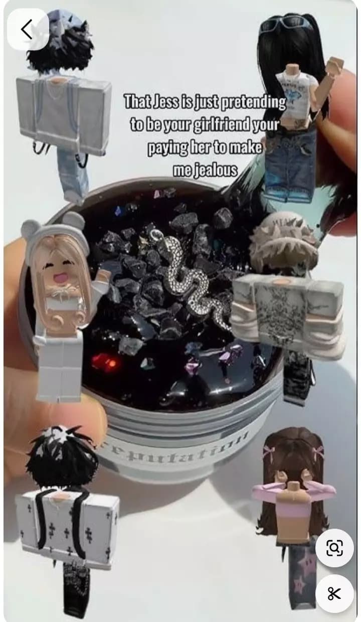 Roblox group chat thumbnail