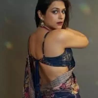 Shraddha Das thumbnail