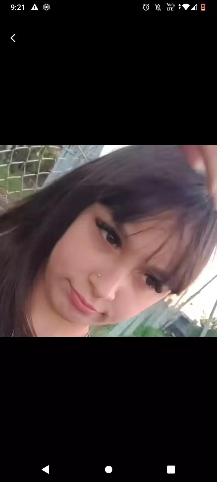 brunette thumbnail