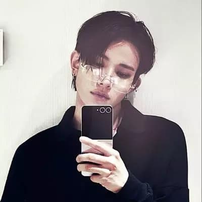 Lee Heeseung  thumbnail