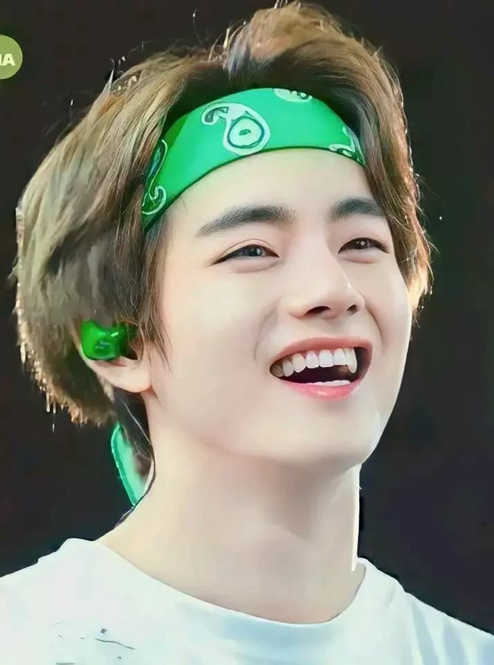 Kim Taehyung thumbnail