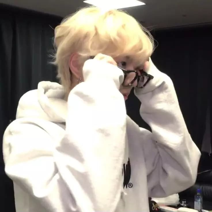 Jungwon  thumbnail
