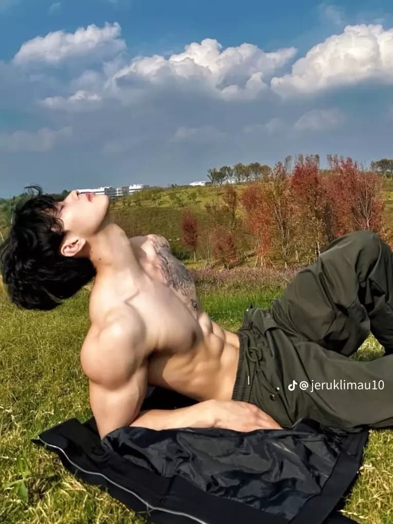 Alex Kim thumbnail