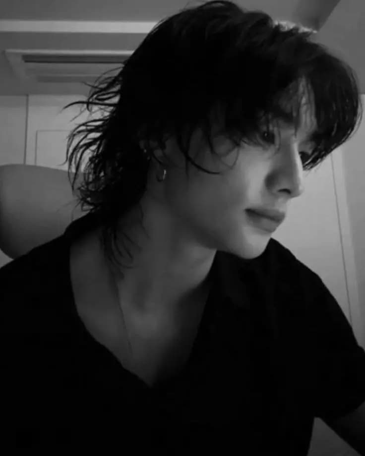 Hwang hyunjin  thumbnail
