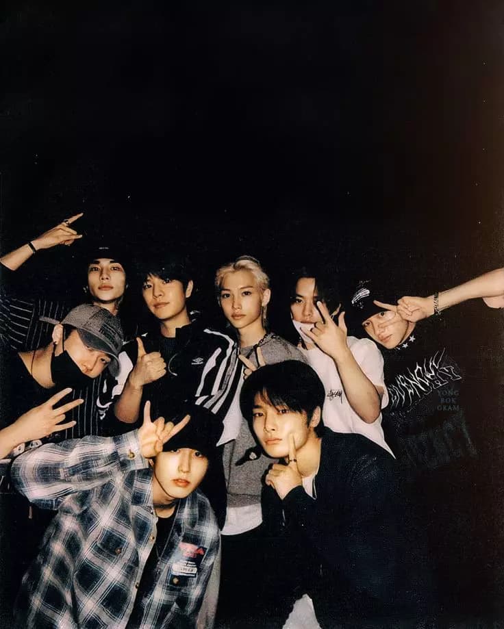 Stray Kids thumbnail