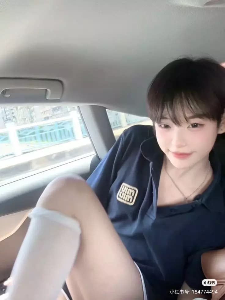 Hyunjin thumbnail