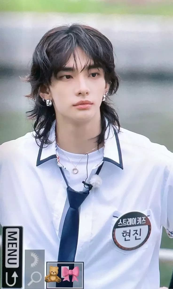Hyunjin  thumbnail