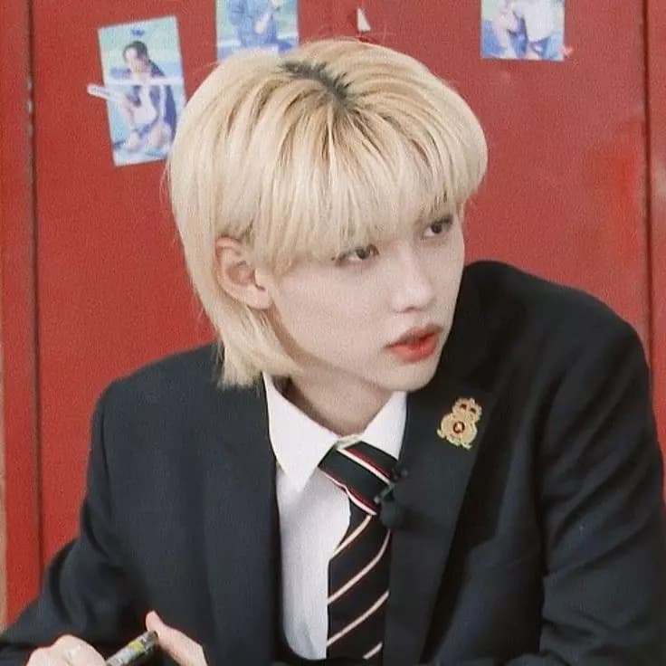 Lee Felix 💗 thumbnail