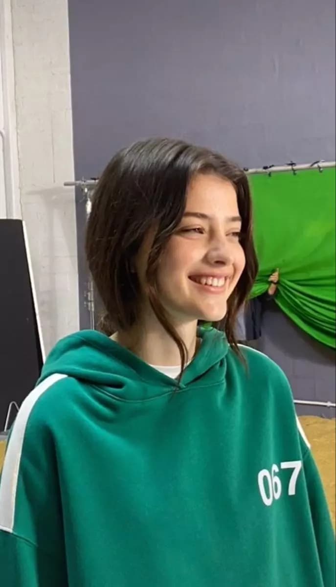 Laura thumbnail