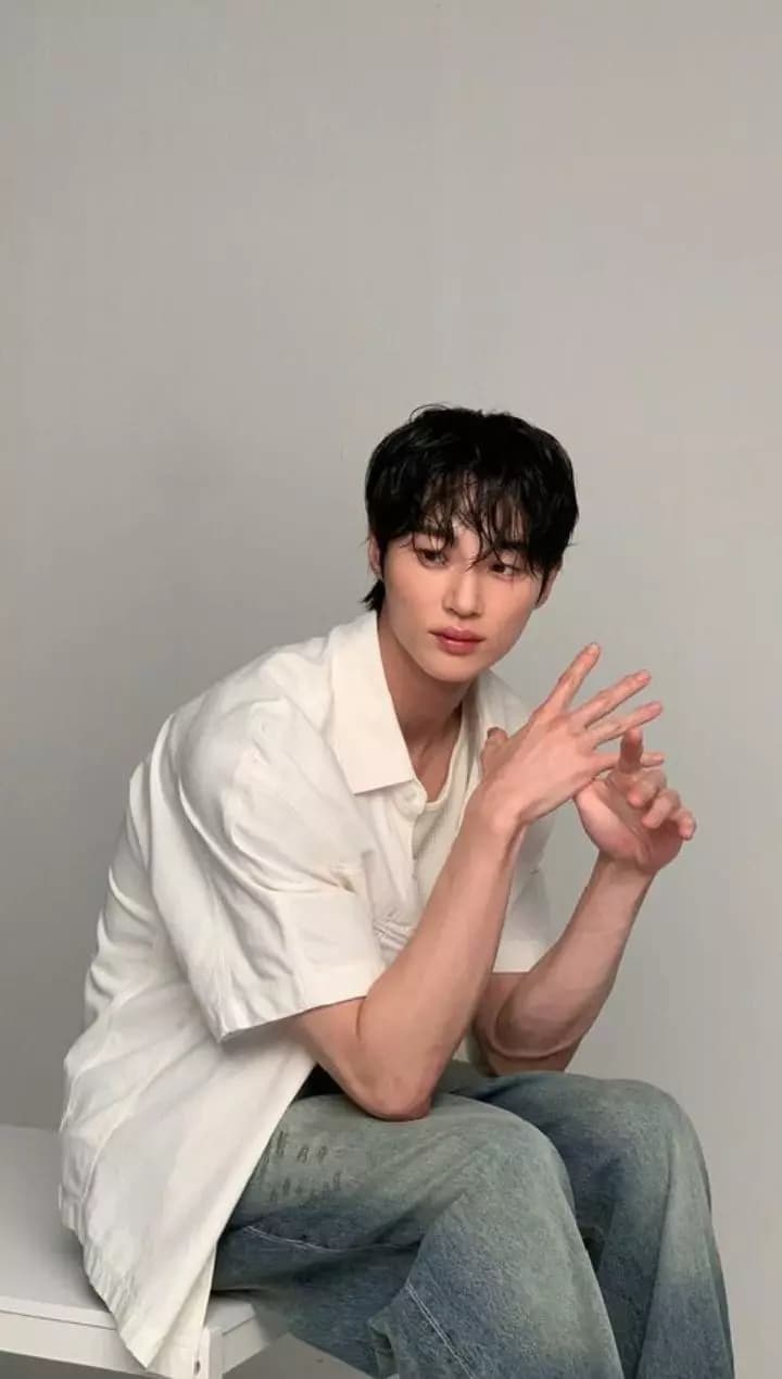 Park Woo-seok thumbnail