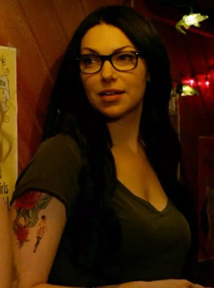 Alex Vause thumbnail