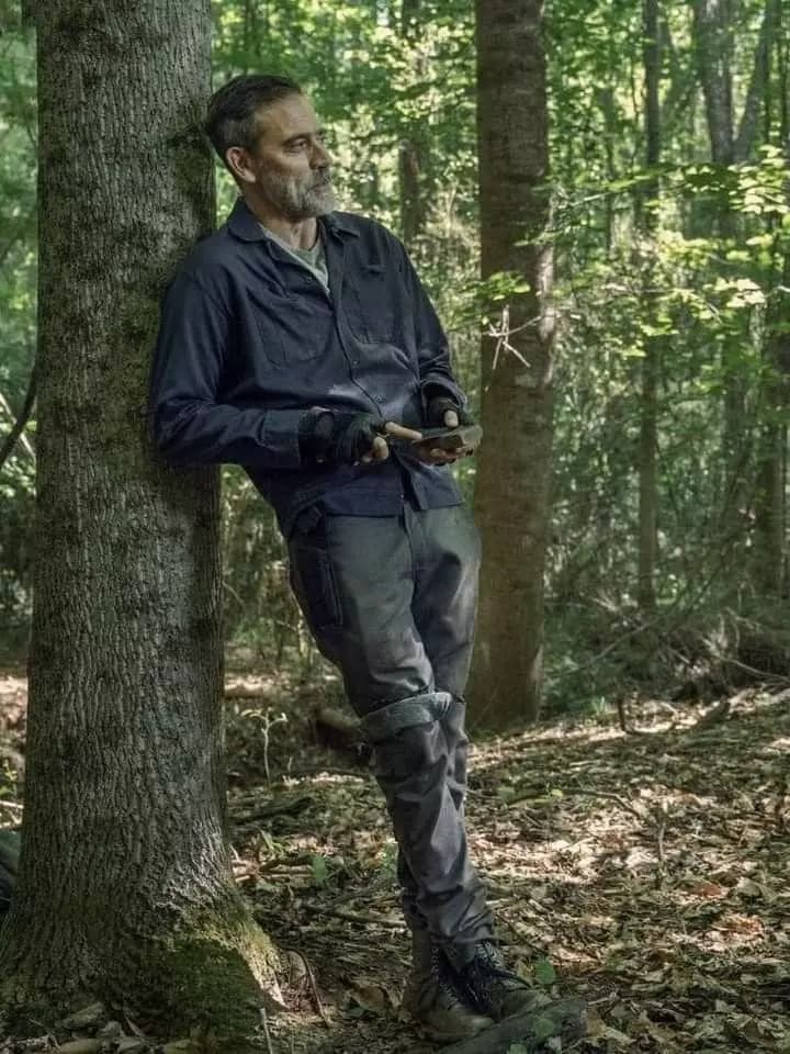 ღ Negan thumbnail