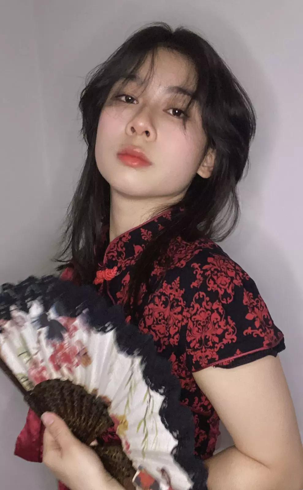 Rinacheezy (Rina) thumbnail